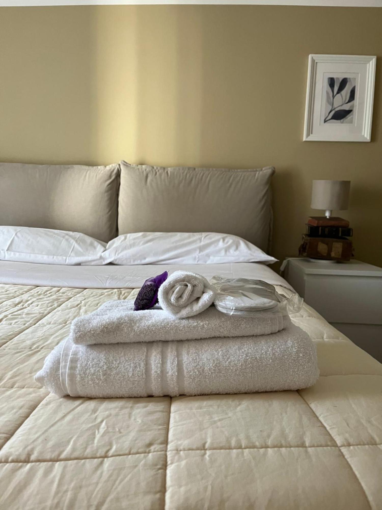 פארמה La Rocca Luxury Apartment מראה חיצוני תמונה